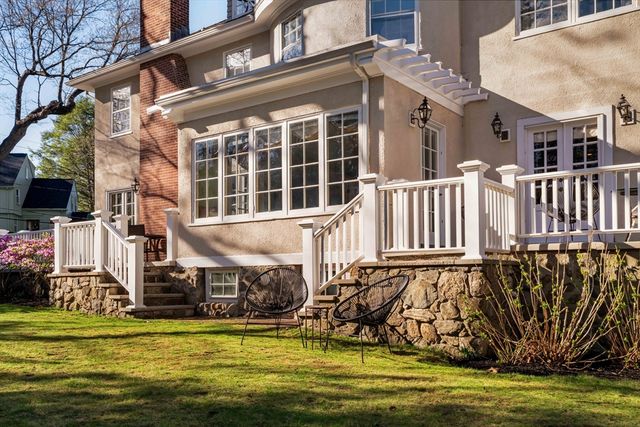 10 Rangeley Road, Winchester, MA 01890