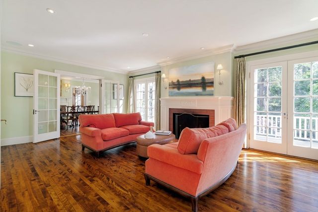 10 Rangeley Road, Winchester, MA 01890