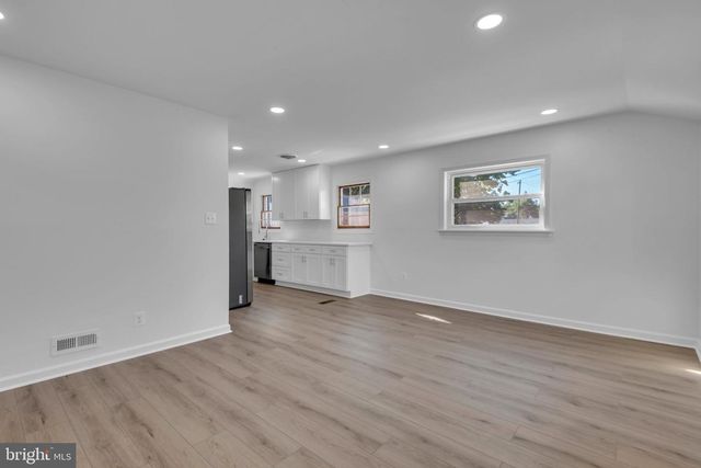 12805 HATHAWAY DR, Silver Spring, MD 20906