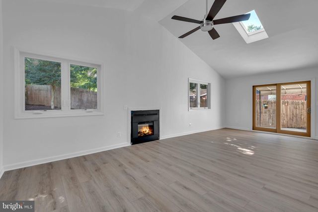 12805 HATHAWAY DR, Silver Spring, MD 20906