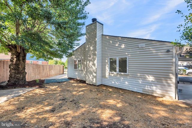 12805 HATHAWAY DR, Silver Spring, MD 20906
