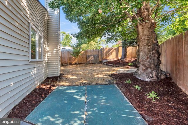12805 HATHAWAY DR, Silver Spring, MD 20906