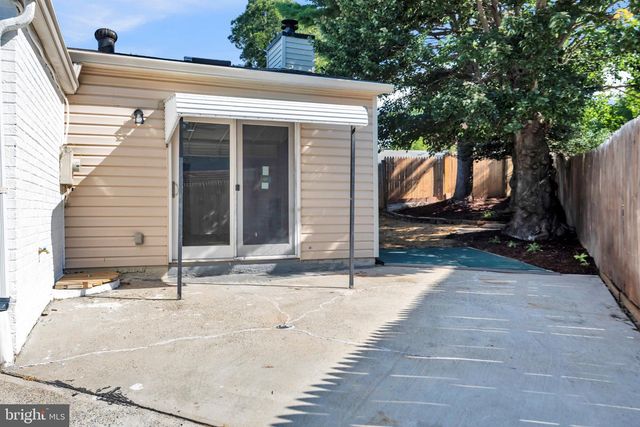 12805 HATHAWAY DR, Silver Spring, MD 20906