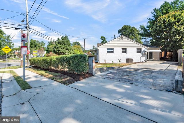 12805 HATHAWAY DR, Silver Spring, MD 20906