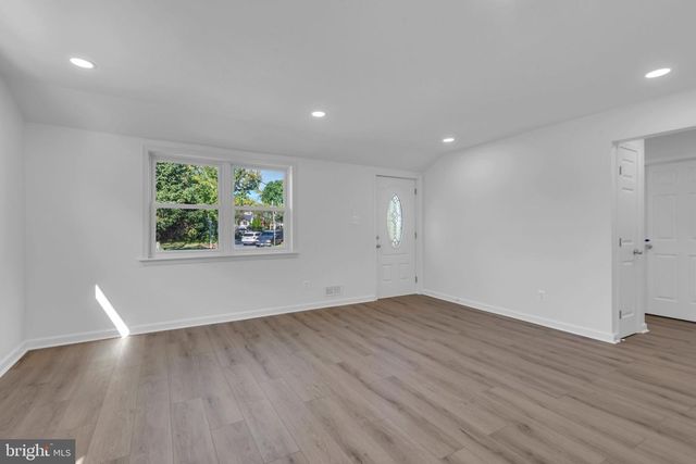 12805 HATHAWAY DR, Silver Spring, MD 20906