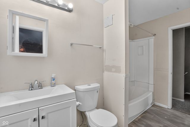 7901 E 35th Street, Indianapolis, IN 46226