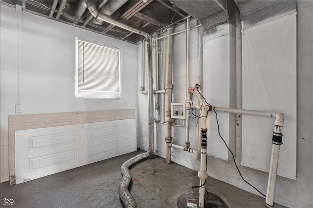 7901 E 35th Street, Indianapolis, IN 46226