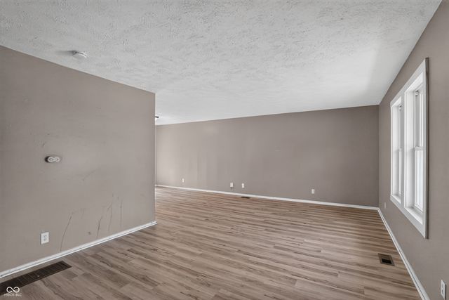 7901 E 35th Street, Indianapolis, IN 46226