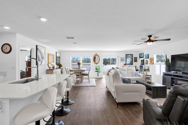 2 SPRINGWOOD DRIVE, Palm Coast, FL 32137