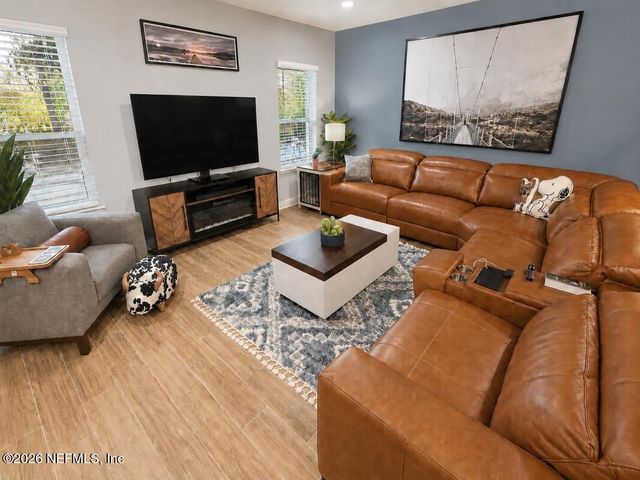 12968 HOLSINGER Boulevard, Jacksonville, FL 32256