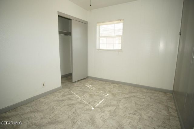 8300 Mount Everest Drive, El Paso, TX 79904