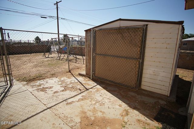 8300 Mount Everest Drive, El Paso, TX 79904