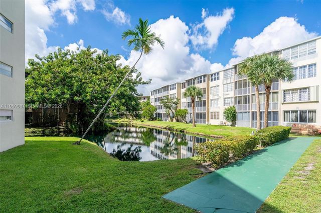 1750 NE 191st St 700-1, Miami, FL 33179