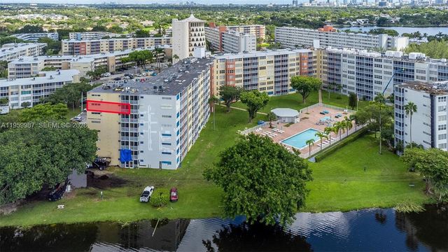 1750 NE 191st St 700-1, Miami, FL 33179