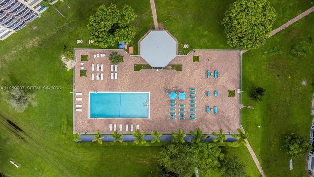 1750 NE 191st St 700-1, Miami, FL 33179