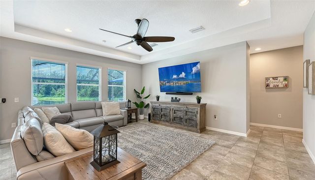 15112 LAS OLAS PLACE, Bradenton, FL 34212