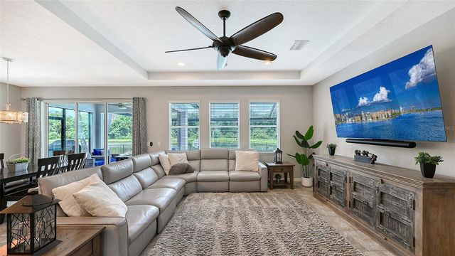15112 LAS OLAS PLACE, Bradenton, FL 34212