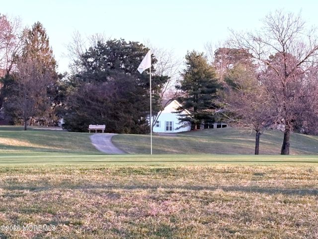 2187 Agincourt Road, Toms River, NJ 08755