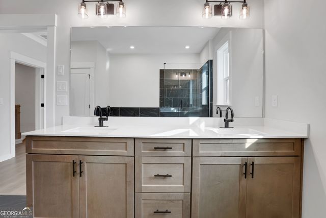 114 Bridgecrest Road 8, Roswell, GA 30075