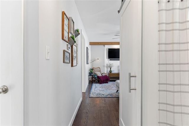 8515 W 69th Terrace, Overland Park, KS 66204