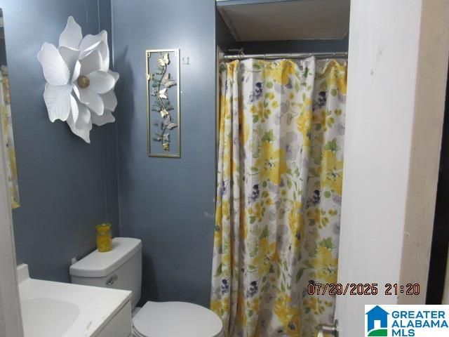 2516 22ND STREET SW, Hueytown, AL 35023