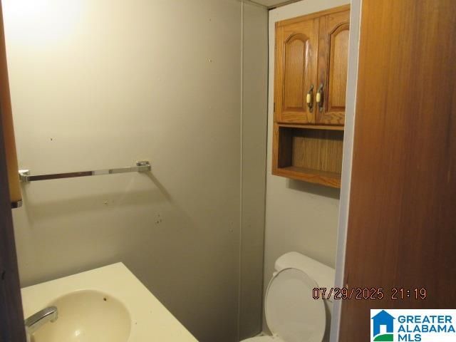 2516 22ND STREET SW, Hueytown, AL 35023