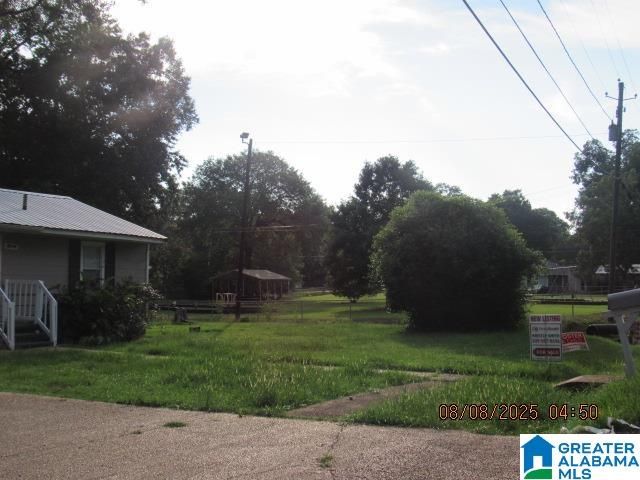 2516 22ND STREET SW, Hueytown, AL 35023