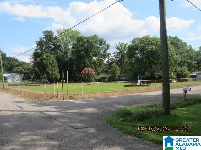 2516 22ND STREET SW, Hueytown, AL 35023