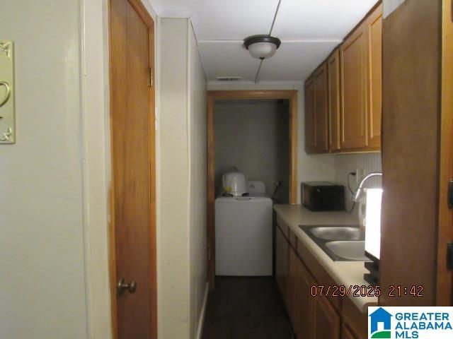 2516 22ND STREET SW, Hueytown, AL 35023