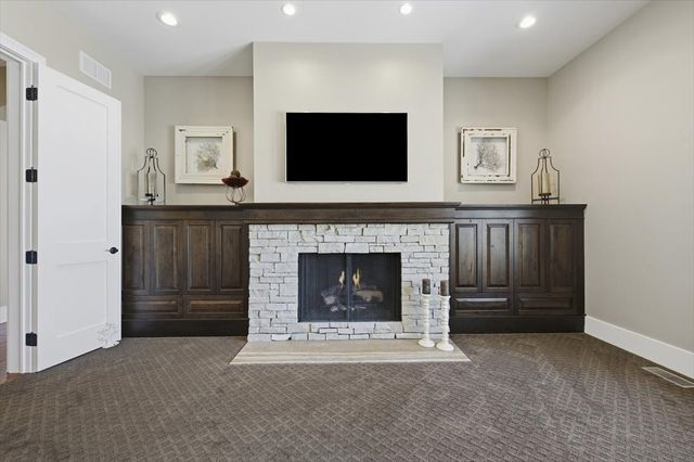 38778 N Ackerman Road, Antioch, IL 60002