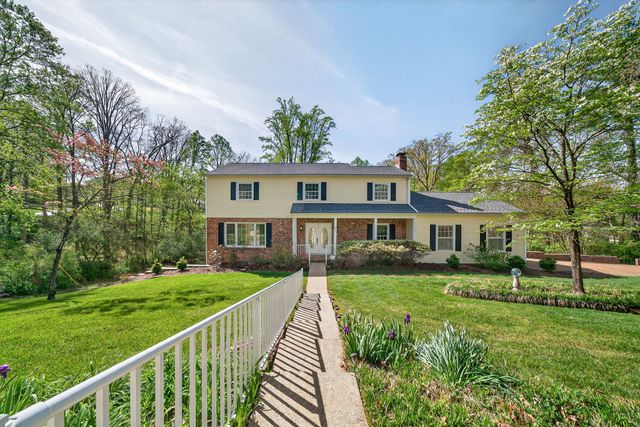 690 Valley Forge Rd, Cookeville, TN 38501