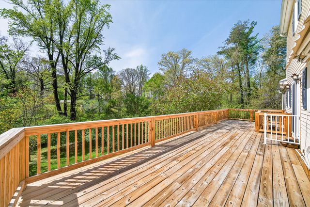 690 Valley Forge Rd, Cookeville, TN 38501