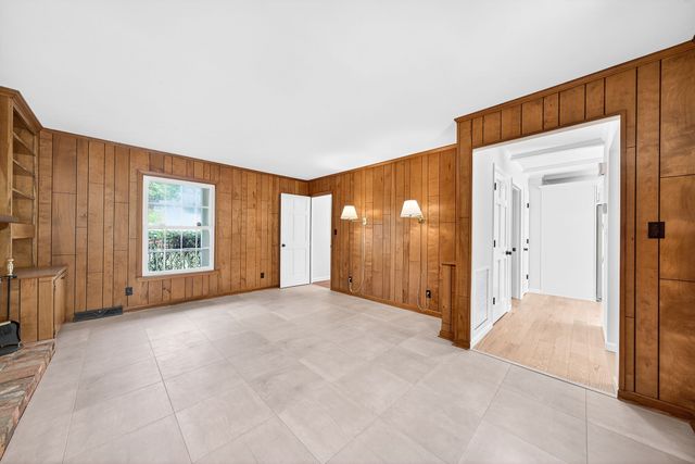 690 Valley Forge Rd, Cookeville, TN 38501