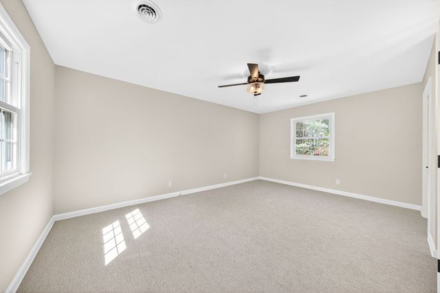 690 Valley Forge Rd, Cookeville, TN 38501