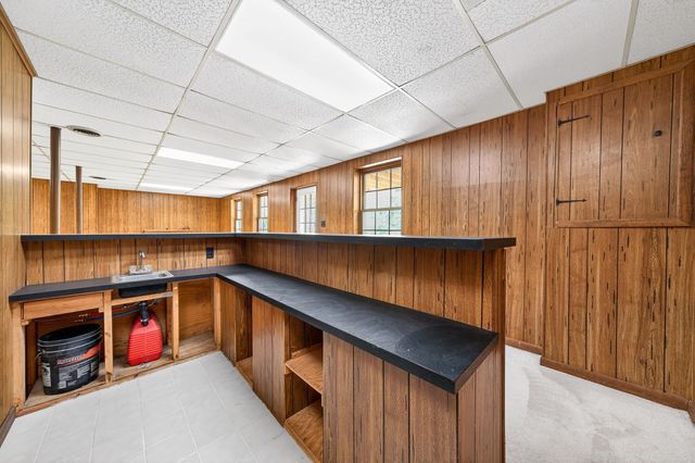 690 Valley Forge Rd, Cookeville, TN 38501
