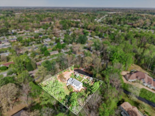 690 Valley Forge Rd, Cookeville, TN 38501
