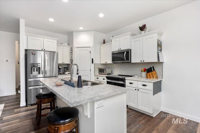 1278 Creekside Way, Twin Falls, ID 83301