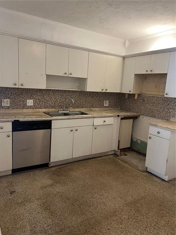 143 SW 22nd Terrace, Fort Lauderdale, FL 33312