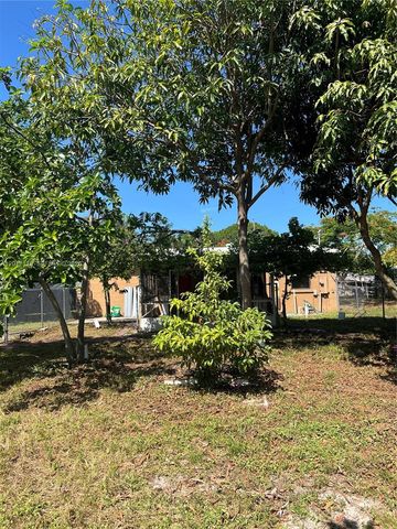 143 SW 22nd Terrace, Fort Lauderdale, FL 33312