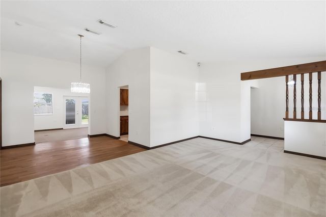 2106 PEACH TREE BOULEVARD, St Cloud, FL 34769