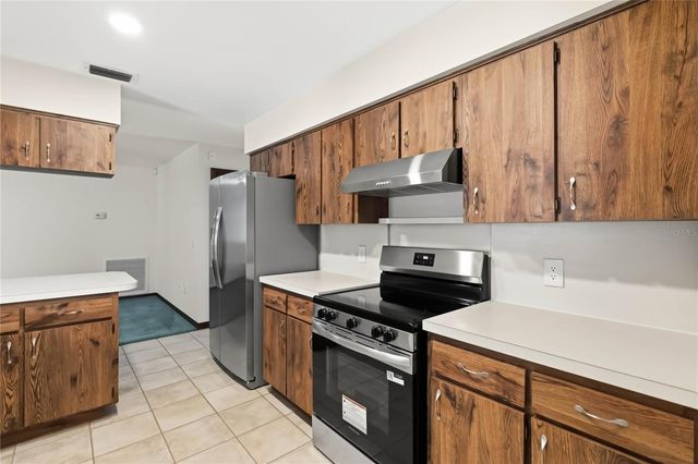 2106 PEACH TREE BOULEVARD, St Cloud, FL 34769