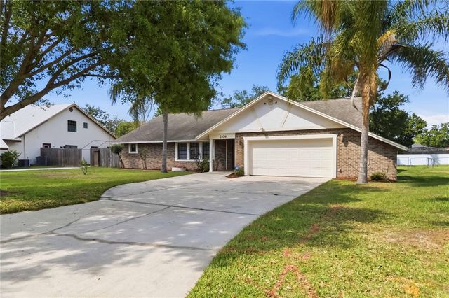 2106 PEACH TREE BOULEVARD, St Cloud, FL 34769