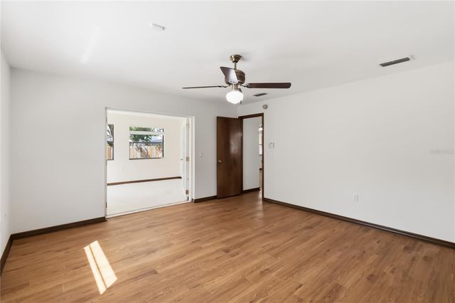 2106 PEACH TREE BOULEVARD, St Cloud, FL 34769