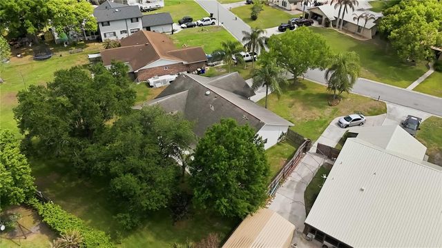 2106 PEACH TREE BOULEVARD, St Cloud, FL 34769