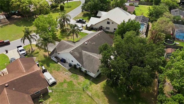 2106 PEACH TREE BOULEVARD, St Cloud, FL 34769