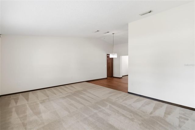 2106 PEACH TREE BOULEVARD, St Cloud, FL 34769