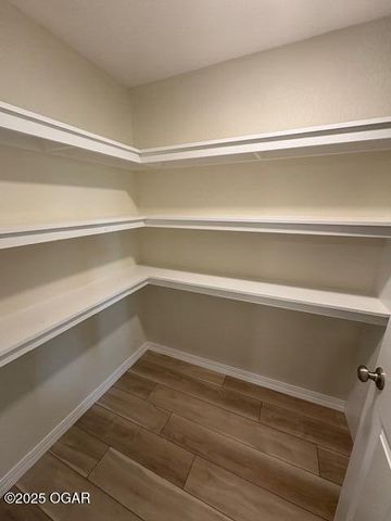 10514 Gazelle Drive Drive, Neosho, MO 64850