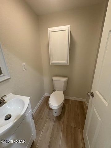 10514 Gazelle Drive Drive, Neosho, MO 64850