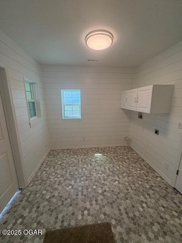 10514 Gazelle Drive Drive, Neosho, MO 64850