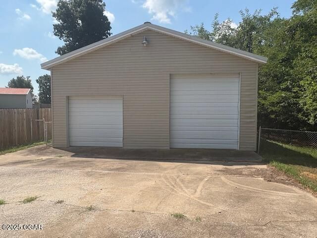 10514 Gazelle Drive Drive, Neosho, MO 64850